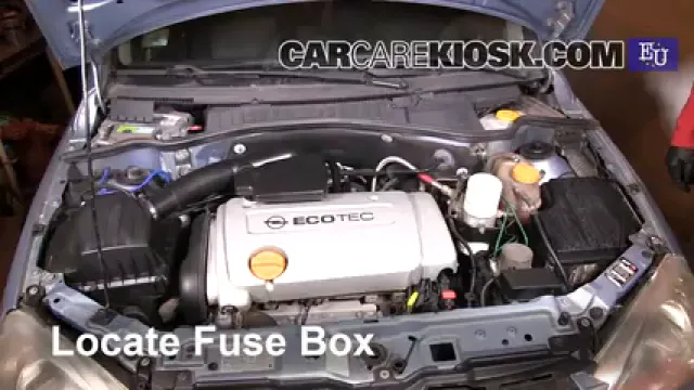 2005 Opel Combo C CNG 1.6L 4 Cyl. Fuse (Engine) Replace